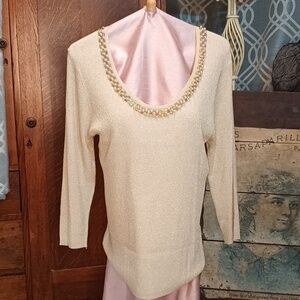 (g1-23) Gold Shimmery Beaded Neckline Deep Scoop Neck Silk Metallic Sweater 1X